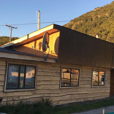 Puesto Canogas Hostal Villa O'Higgins Exterior foto